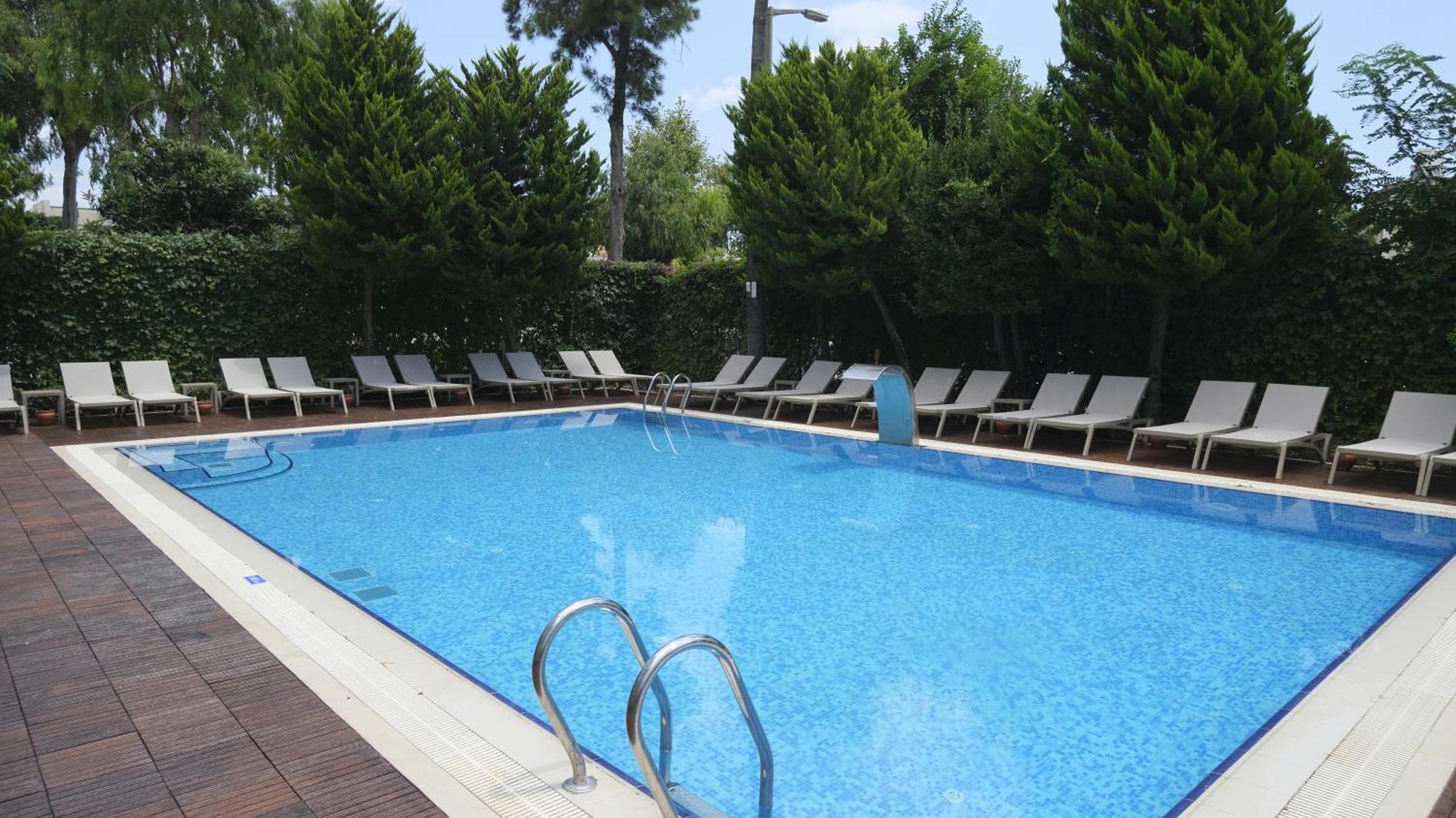 Ambassador & Otel Antalya