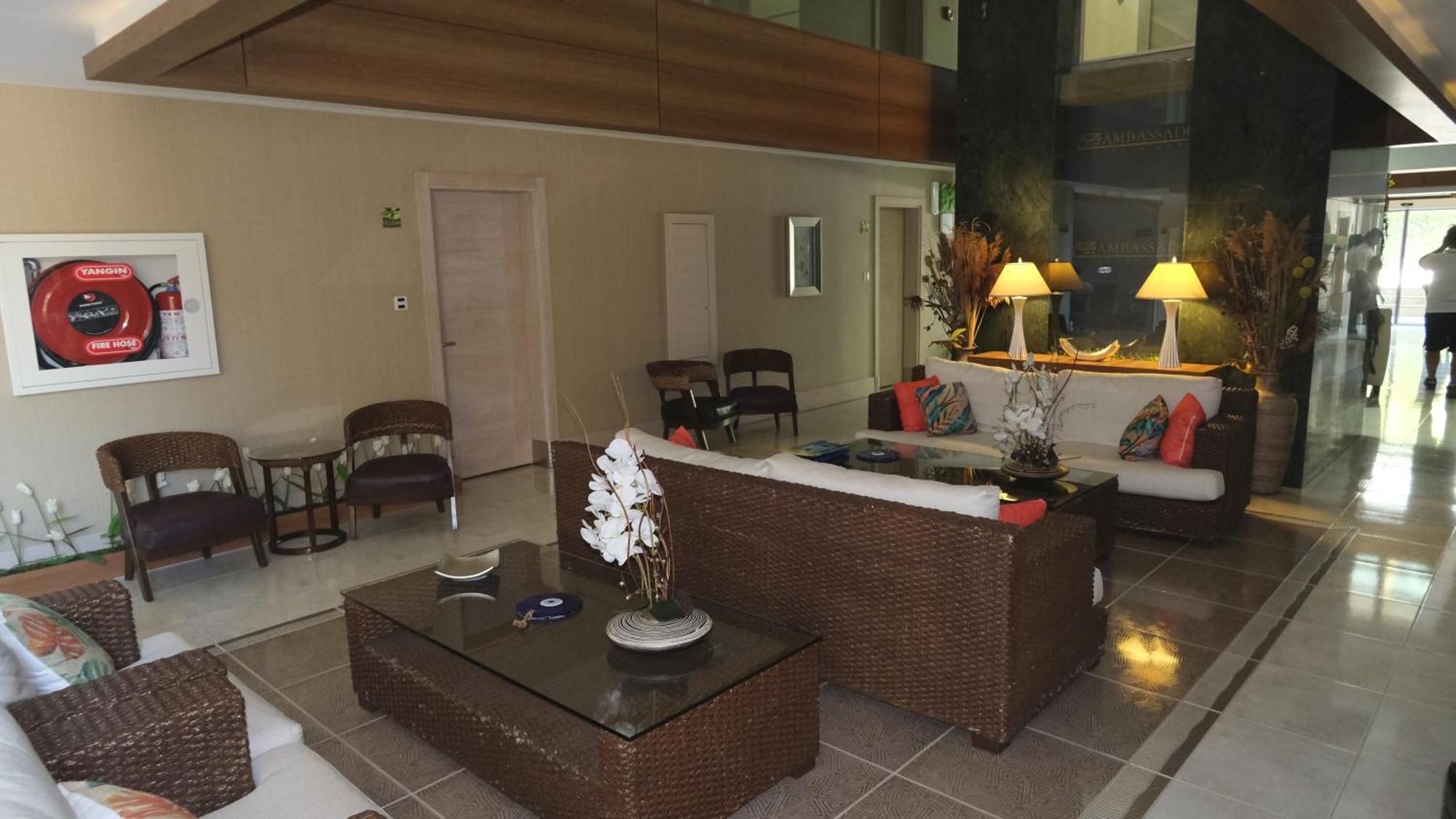 Ambassador & Otel Antalya