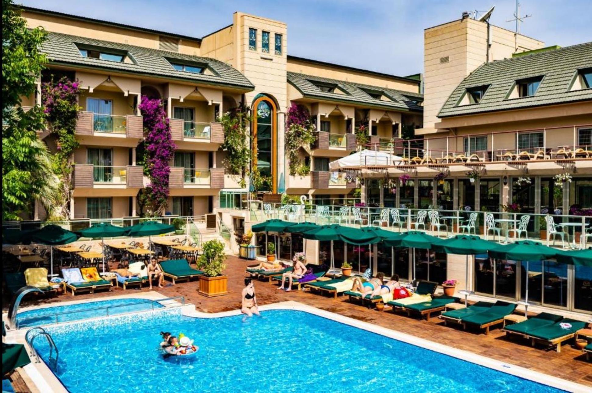 Otel Ambassador &